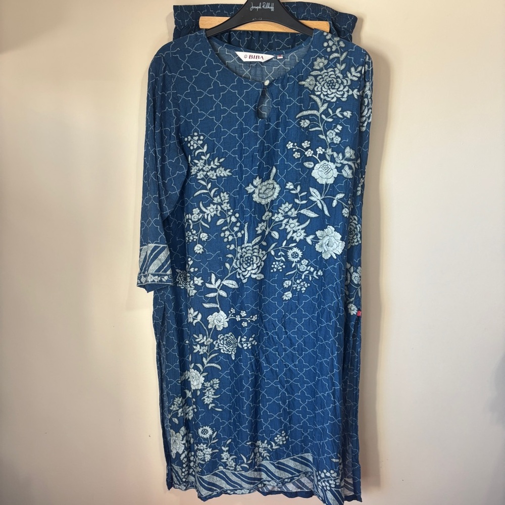 Biba Women’s Traditional Kurta Tunic Top and Bottoms Floral Design with Dupatta